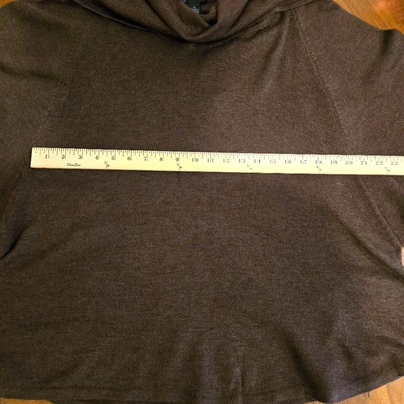 NWOTs, Inc. International Grey 3/4 Dolman Sleeve Cowl Neck Sweater Size XL - Picture 12 of 14
